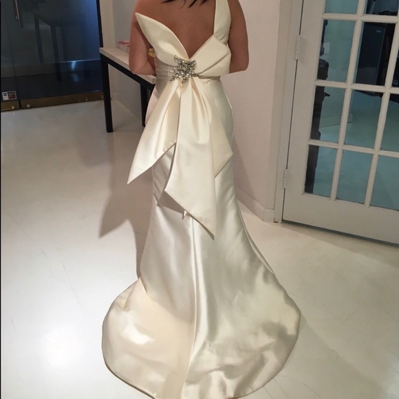 Large Eleni Elias Wedding Gown Sleeveless Asymmetric Rhinestone Embellishment Minimalist Bridal Dress